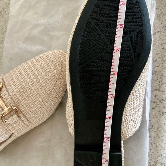 Flat Slides in Natural Fabric -Accented with Gold Hose bit Size 41 - 10 - NWOT - Picture 5 of 5